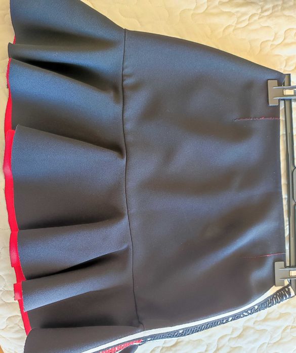 Saia Pinko- Amour Impossible