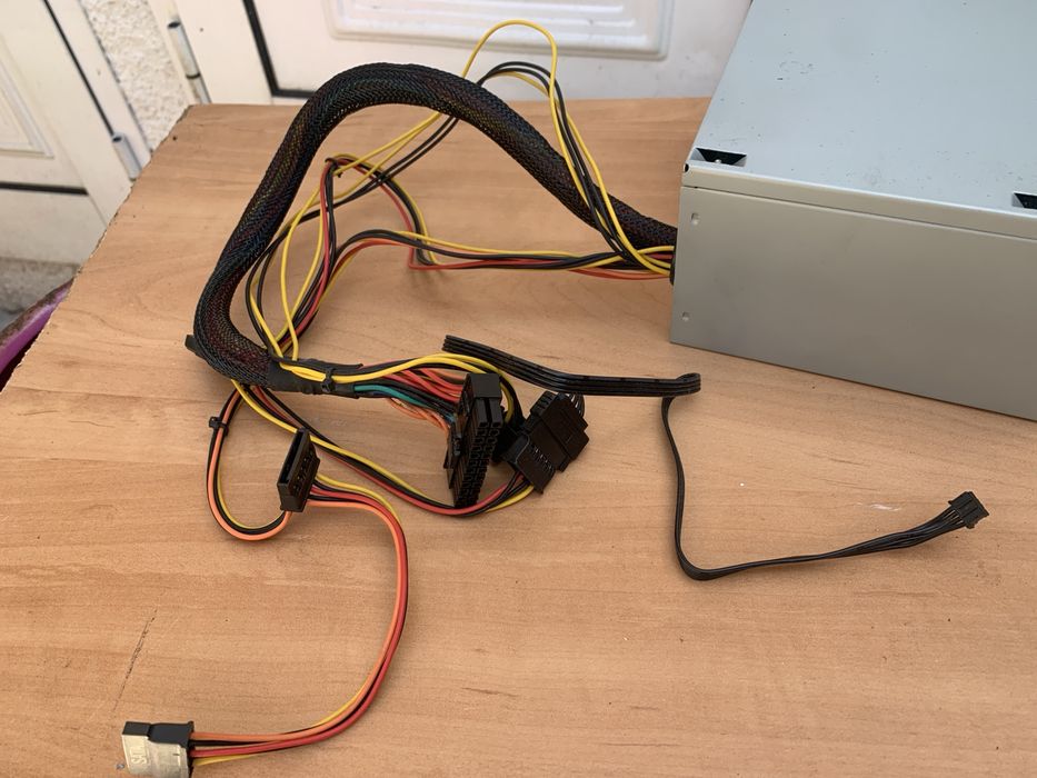 Fonte de alimentação 500w  230 V