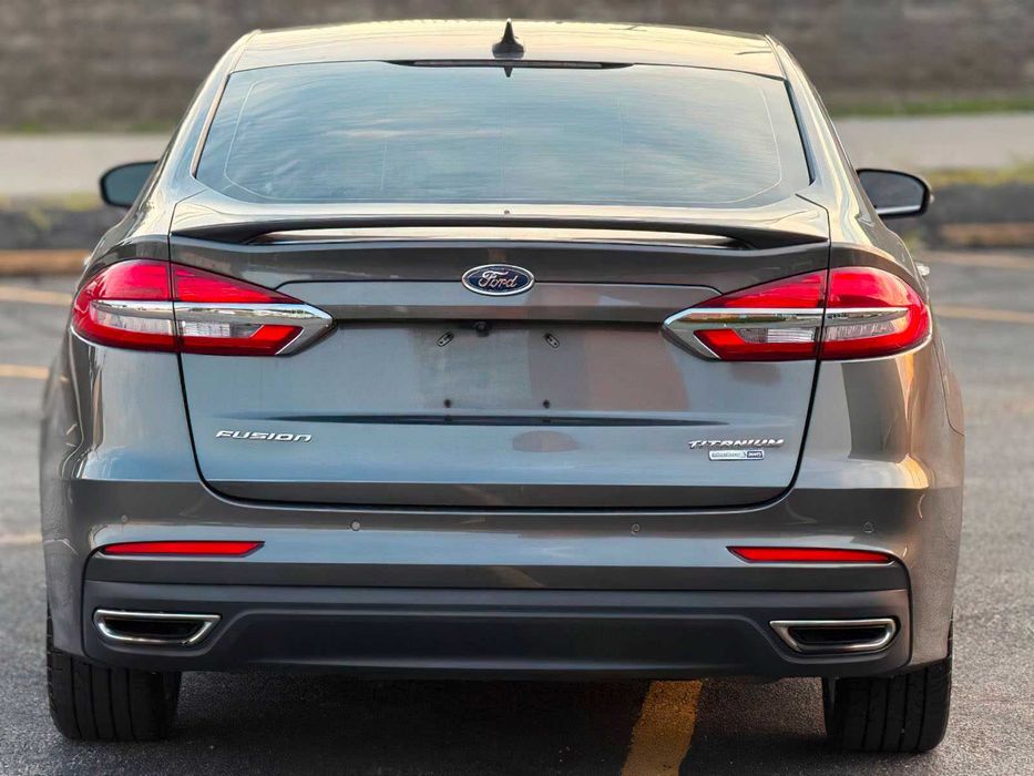 Ford Fusion Titanium      2019