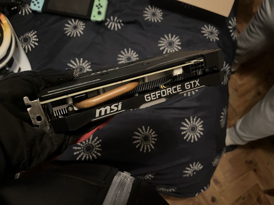 Placa gráfica GTX Geforce 1660 TI 6G