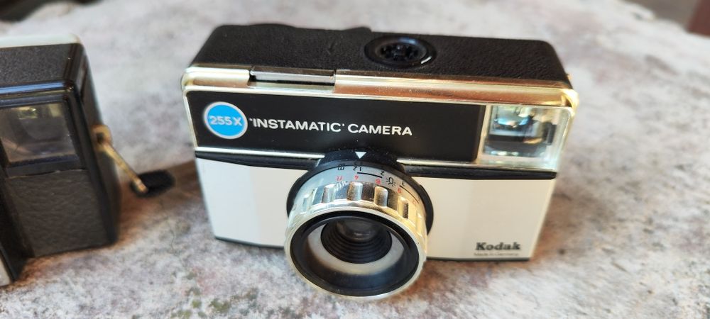 Aparaty Kodak 224,225 Instamatic Camera