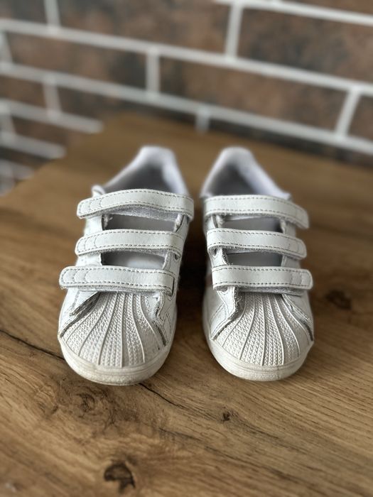 Кросівки Adidas в садочок 24 розмір