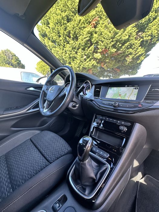 Opel astra sport tourer +
