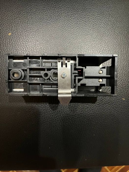 Нагрівальний елемент для шаф