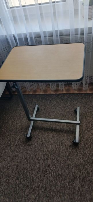 Stolik dla chorego