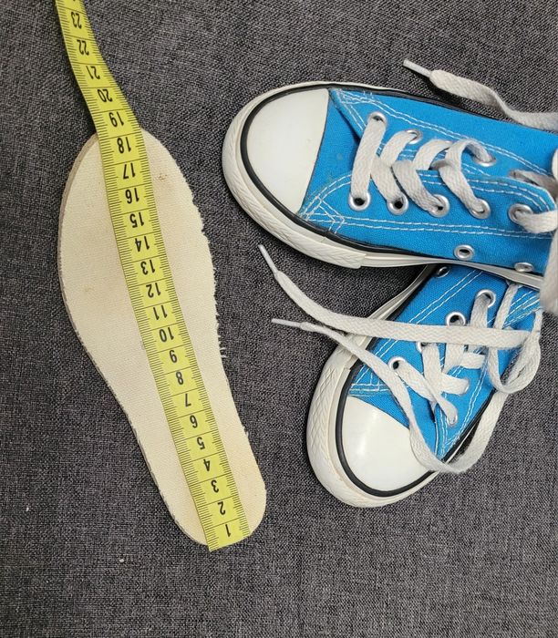 Trampki Converse. r. 27