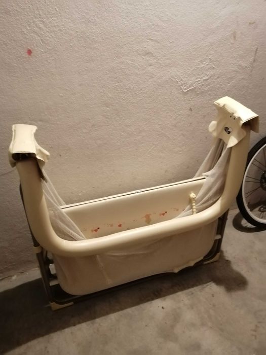 Parque para bebés ( bebé confor).