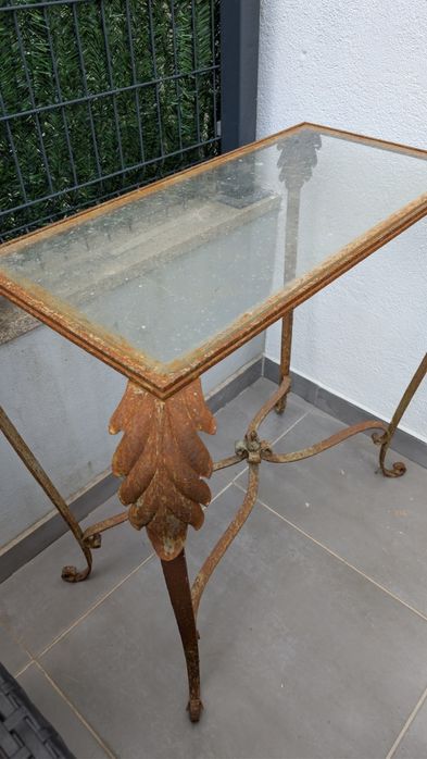 Mesa em ferro antiga para restaurar - com vidro