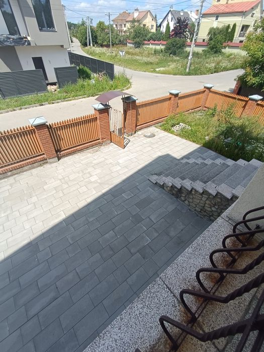 Продаж будинку в Брюховичах по вул Арктична