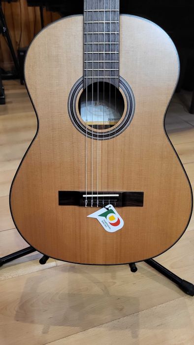 Guitarra Clássica APC Mod. 9C — Nova e estrear.
