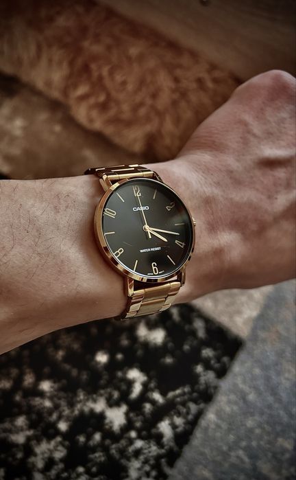 Годиннки CASIO, gold