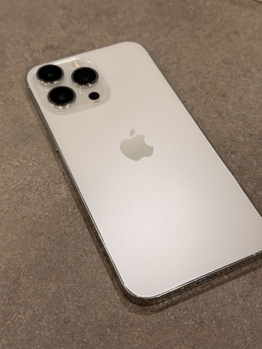 iPhone 14 Pro Max 256 GB Белый / Silver e-sim