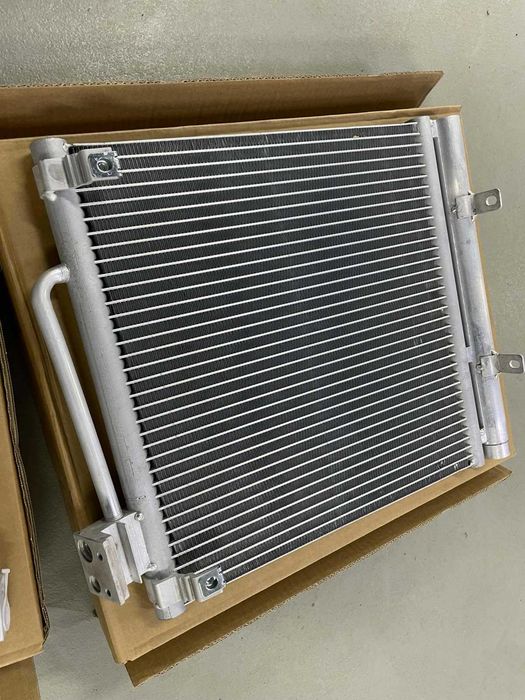 радиатор Tesla model S конденсер TMS