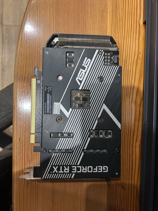 RTX 3050 8GB ASUS Видеокарта