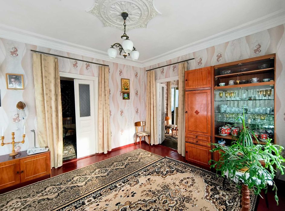 Півдому 62 м2 центр 1 Слобідська Ковальська газ санвузол великий двір