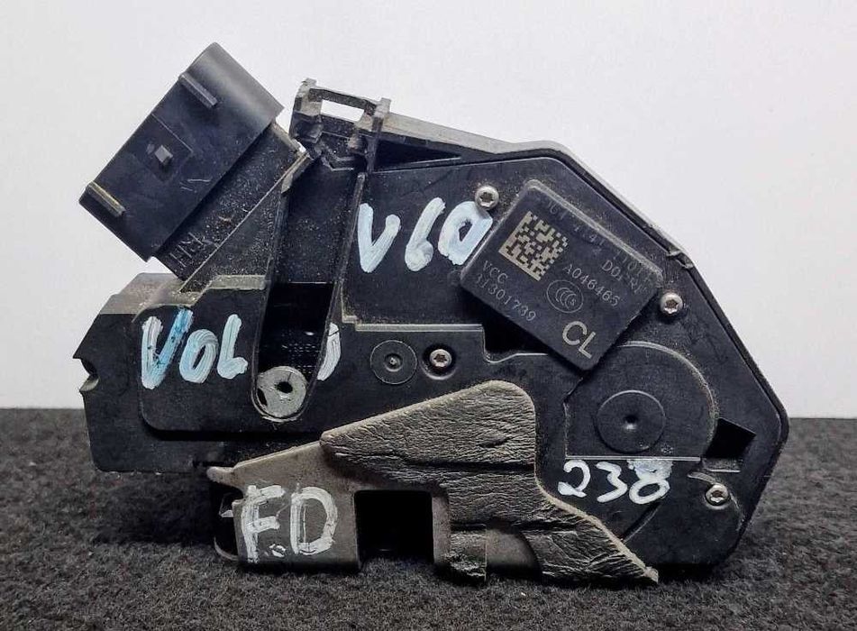 Fechadura / Fecho Porta Frente Direito 31301739 - VOLVO V60 I