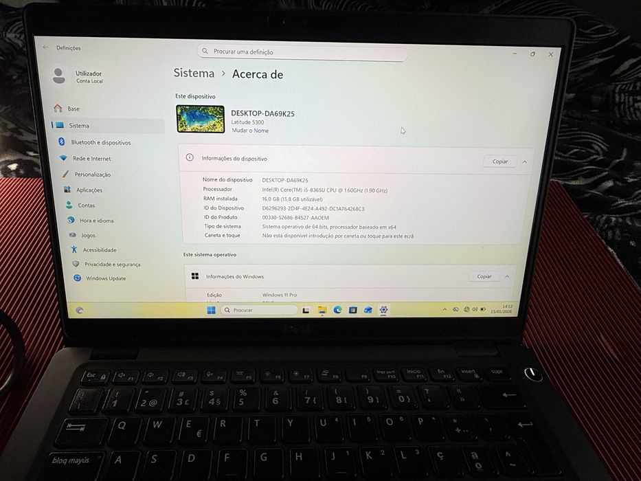 Dell Latitude 5300 - Grade B
