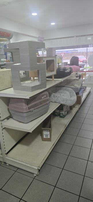 Recheio loja animais vendo em separado urgente