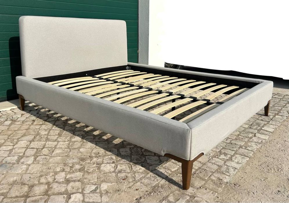 Cama  Casal 160x200 cm  | Como Nova