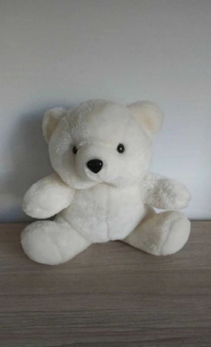 Miś  wysokość 32 cm