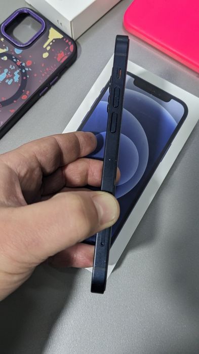 Iphone 12 на 64гб повний комплект