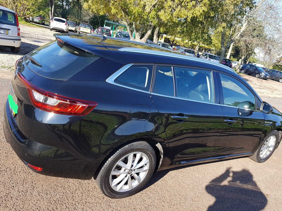 Vendo viatura Renault Megane 1.5 dci 110cv Intense Ano 2016