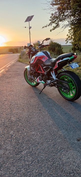 Продам Benelliі тнт 25