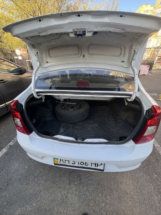 Продам Renault Logan