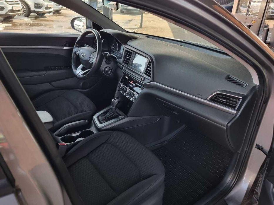 Продам  Hyundai Elantra 2020. Можна в розстрочку, під викуп.