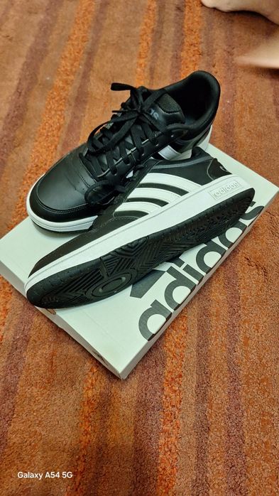 Adidas hoops 3.0 42розмір 2/3