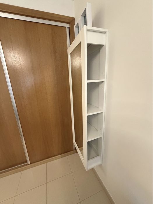 Espelho de Corpo Inteiro com Arrumação Lateral