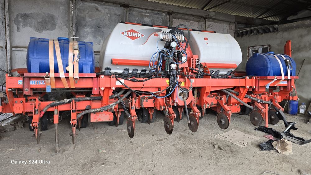 Сівалка Kuhn Maxima 2TM