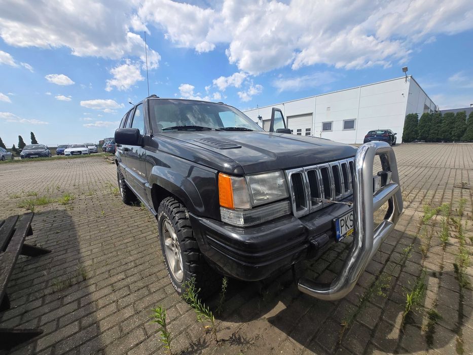 Samochód Jeep Grand Cherokee