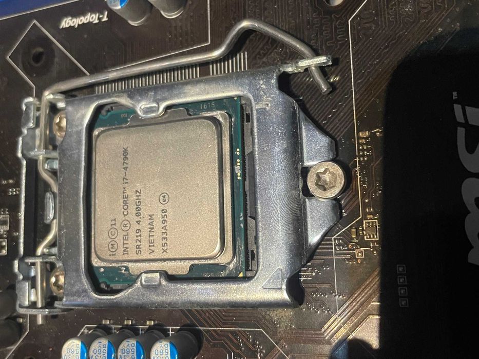 Procesor Intel core I-7 4790K 4.0 GHZ+ 16Gb DDR3 + płyta główna