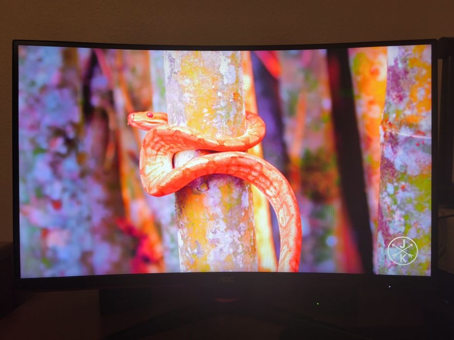 AOC CQ27G2U/BK Curved Gaming Monitor (27'' - 1 ms - 144 Hz - FreeSync)64739077814403123