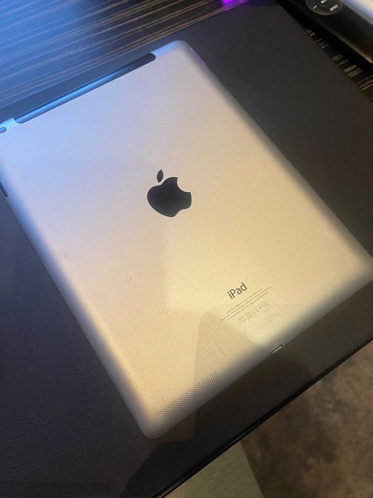 ipad 4 generacji 64gb wifi cellular A1460 uszkodzony ekran