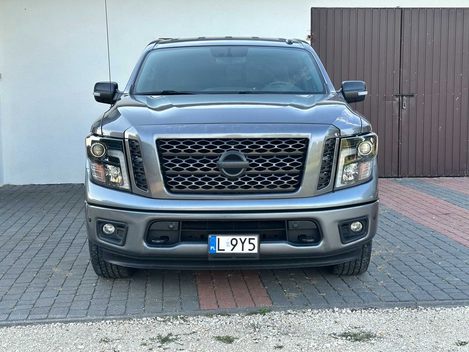 Nissan Titan Armada Ford F150 Tundra