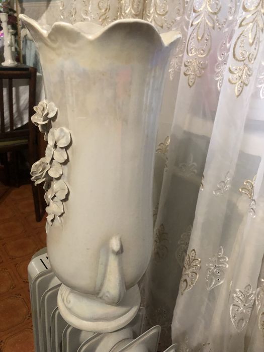 Продам напольную вазу керамика