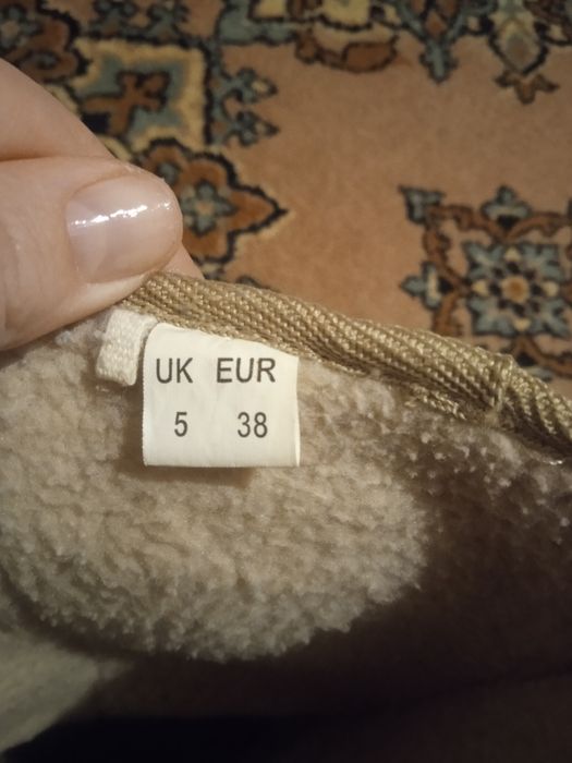 Продам угги женские