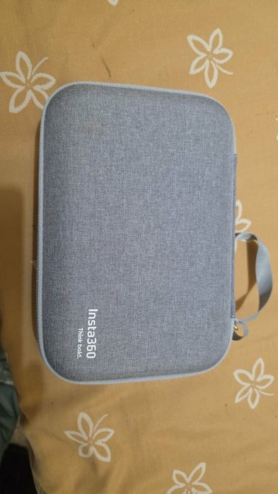 Insta360 X4 bundle