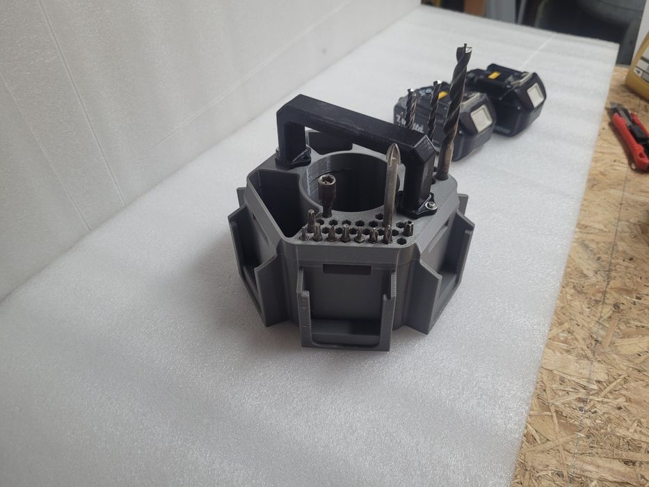 Uchwyt / Nosidło na baterie Makita, DeWalt, Milwauke, Parkside, Bosch