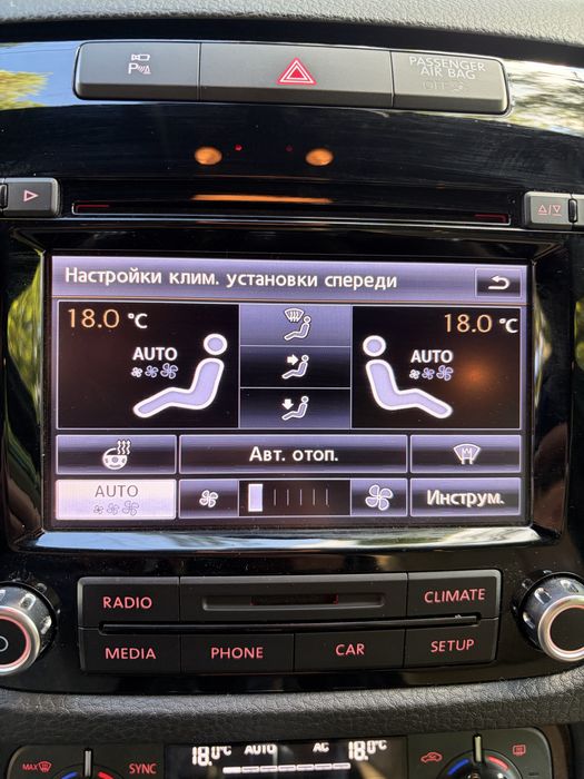 Продам  vw touareg 3.0 tdi. Ідеальний. Офіційний