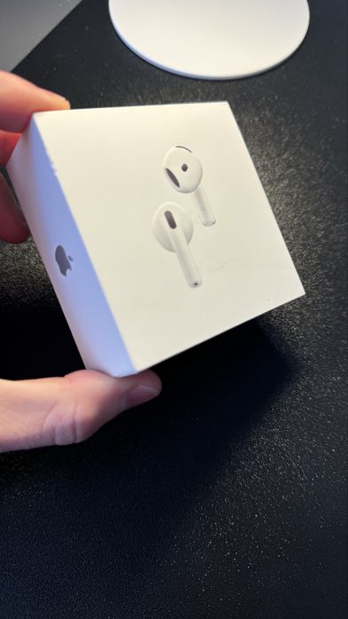 Apple Air pods 4