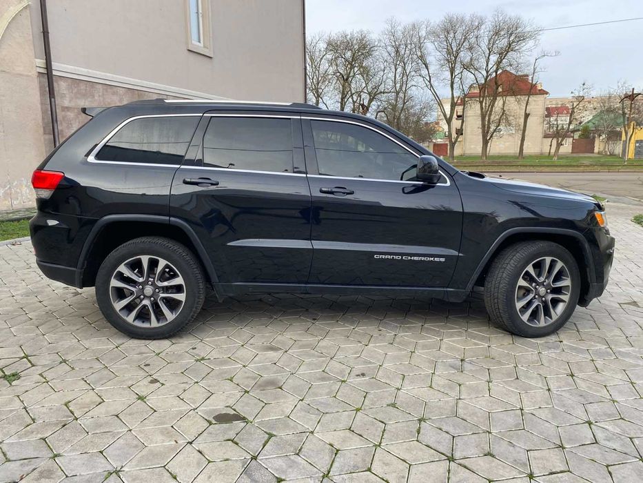 Продам шикарний автомобіль JEEP GRAND CHEROKEE 2015 р. 3.6 бензин