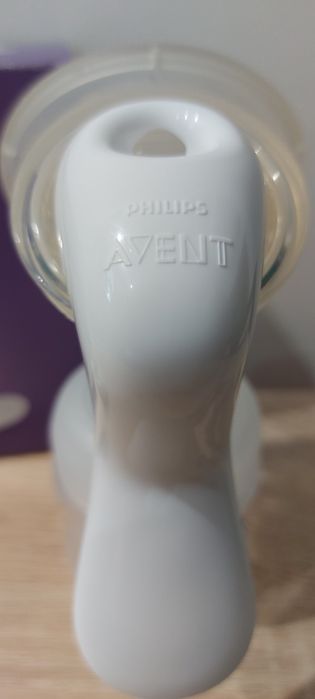 Механічний молоковідсмоктувач , молокоотсос Philips Avent з пляшкою (S