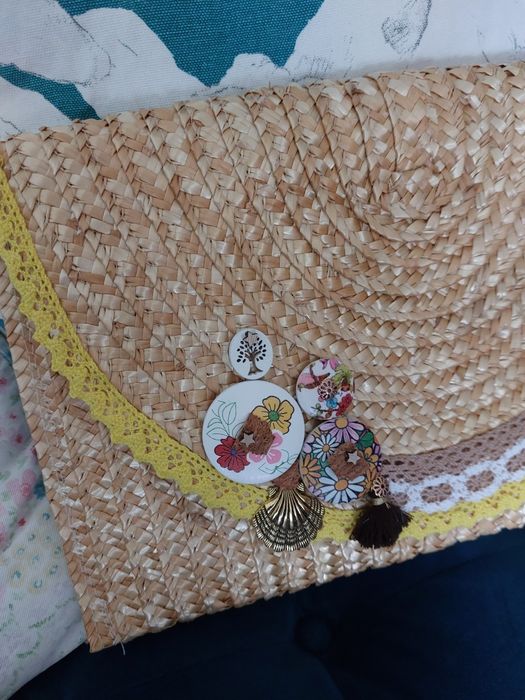 Bolsa de Verão com 34x22cm em palhinha