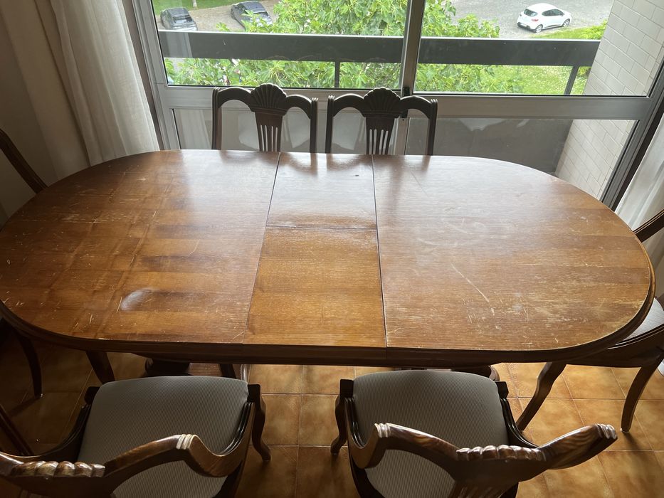 Mesa 6 lugares com cadeiras 2mt