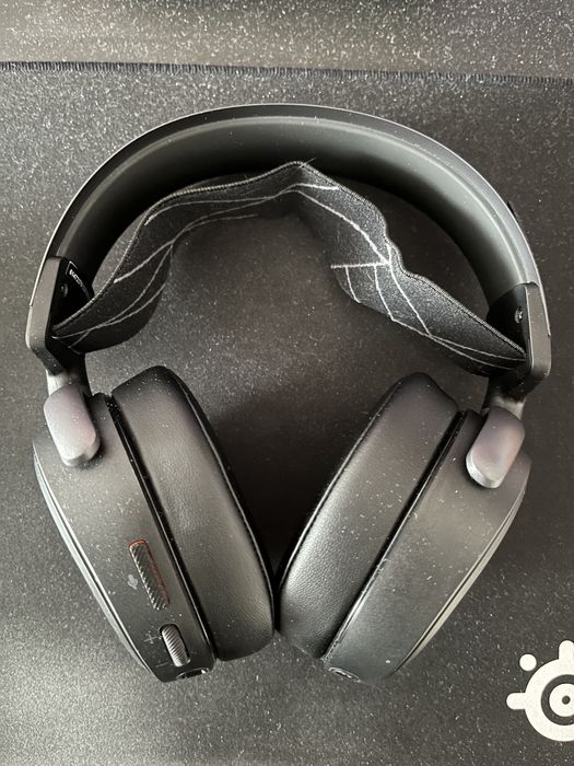 SteelSeries Arctis Pro Wireless