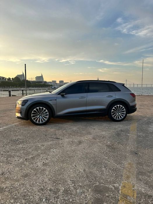 Audi e-tron 55 quattro S line foto 5