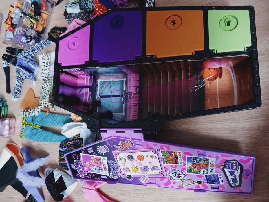 Lol monster high szafa trumienka lotnisko